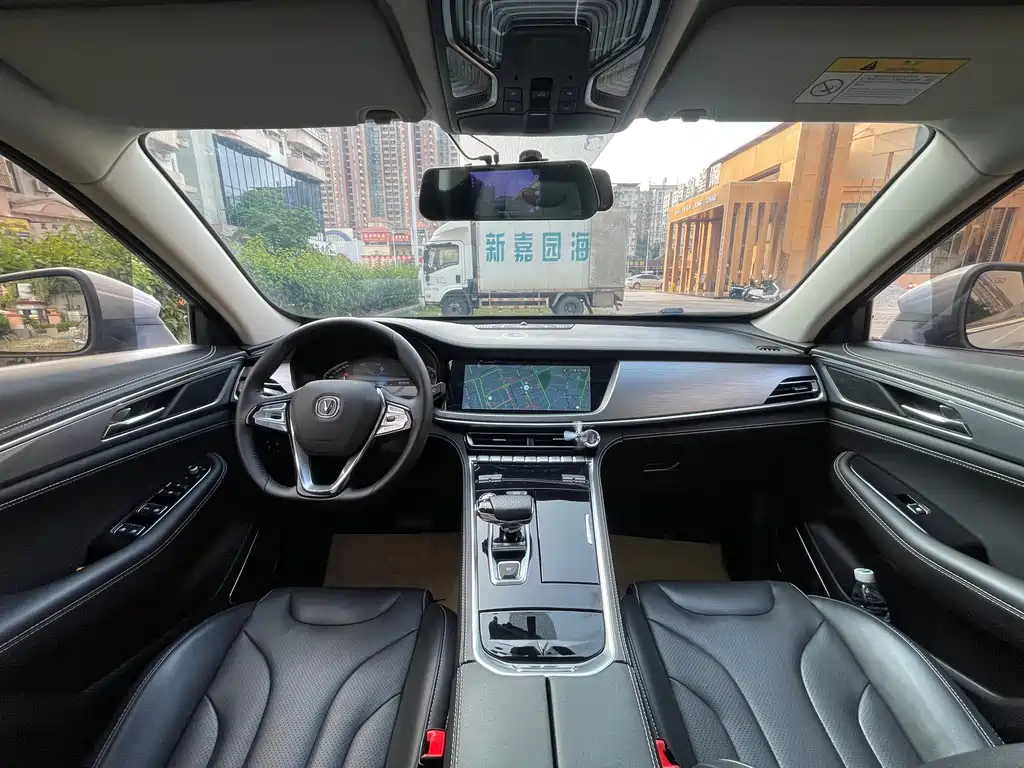 Changan CS85 COUPE 2020 — фото 13