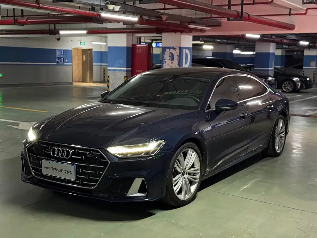 Audi A7L 2022 — фото 1