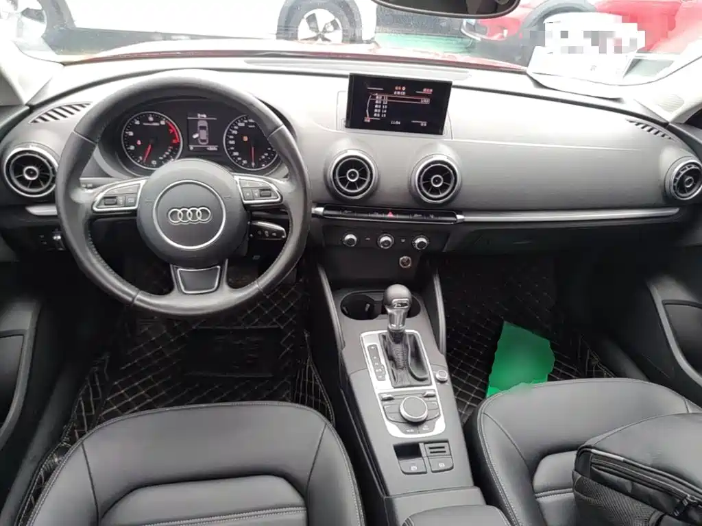 Audi A3 2015 — фото 10