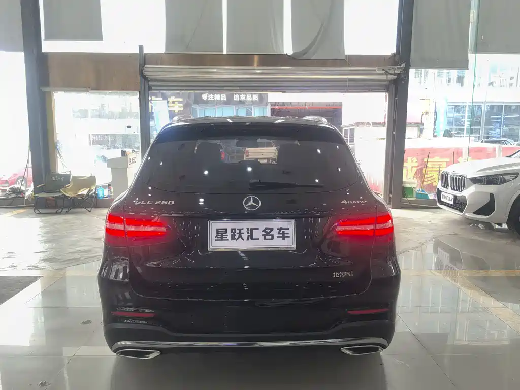 Mercedes-Benz GLC 2018 — фото 20