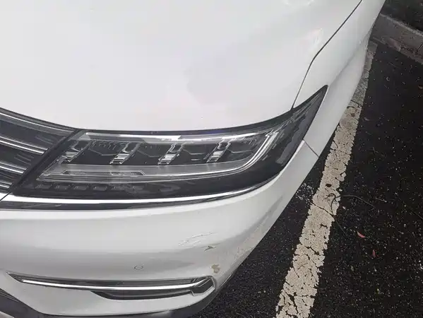 Roewe RX5 2016