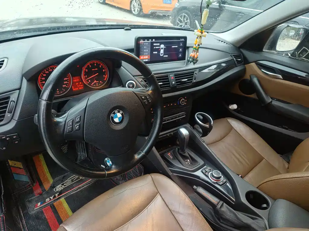 BMW X1 2011 — фото 42