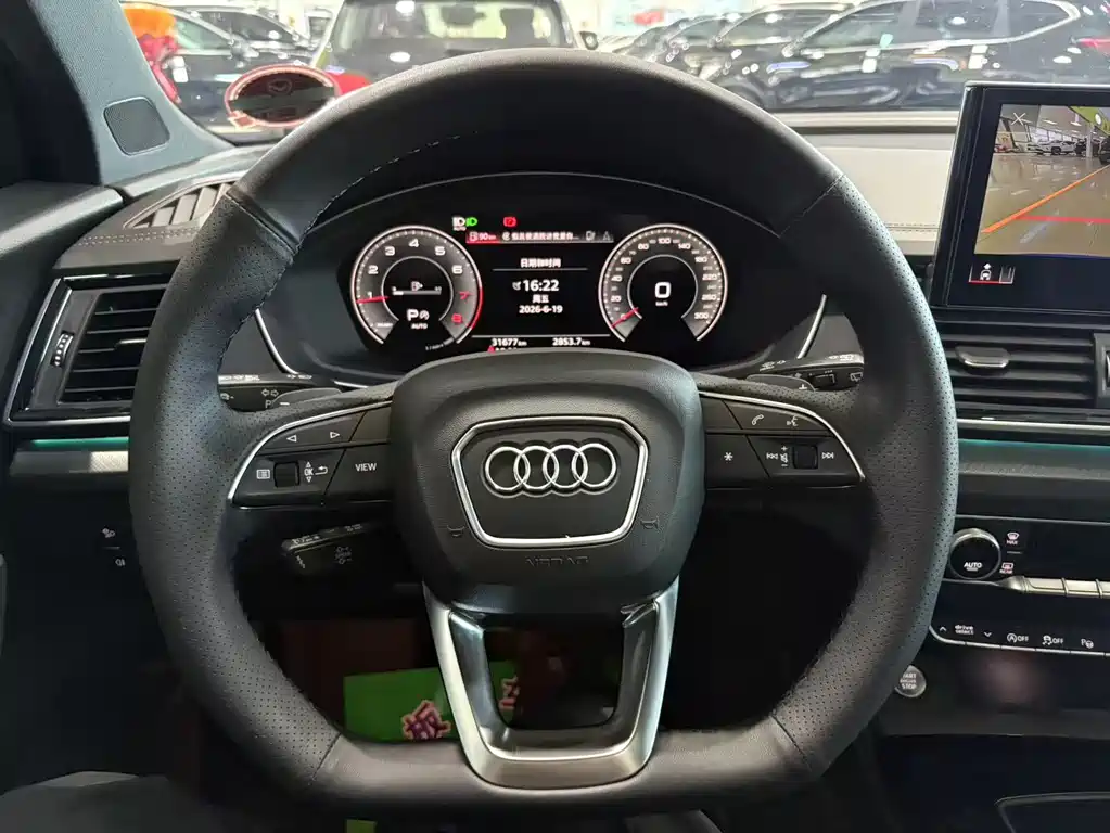 Audi Q5L Sportback 2022 — фото 10