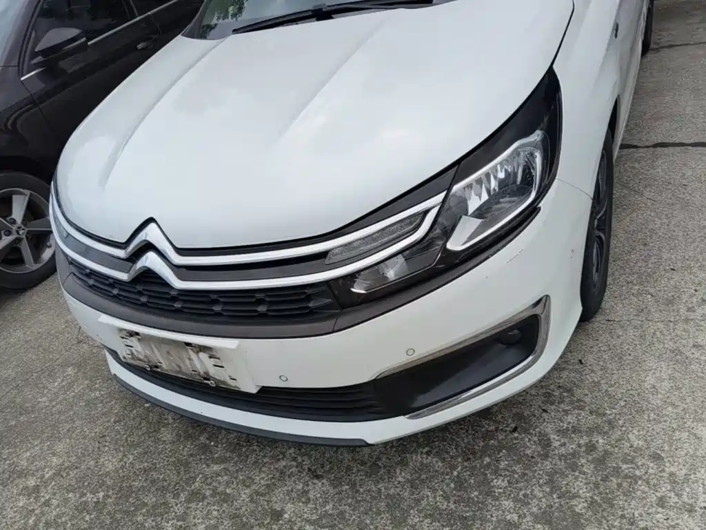 Citroën C4L 2017 — фото 24