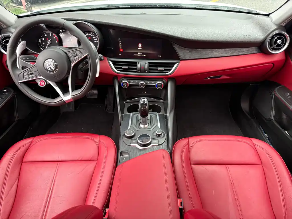 Alfa Romeo Giulia Juliet 2020 — фото 8