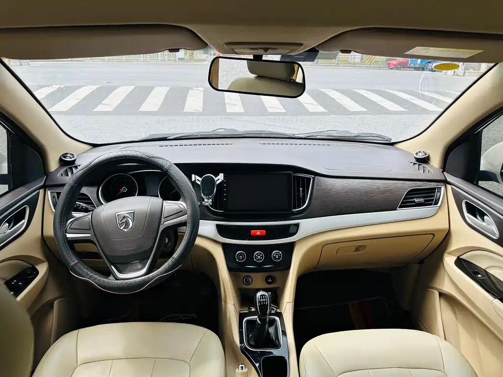 Baojun 730 2021