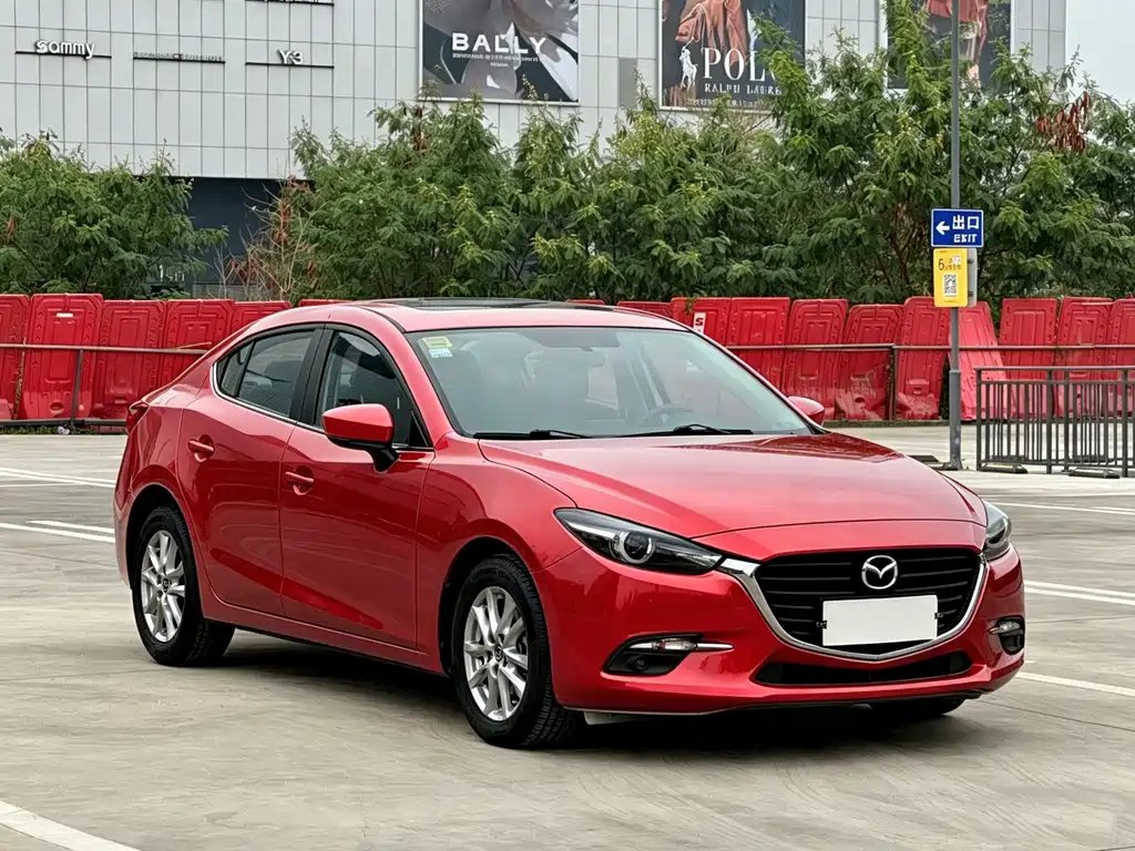 Mazda 3 Axela 2019 — фото 4