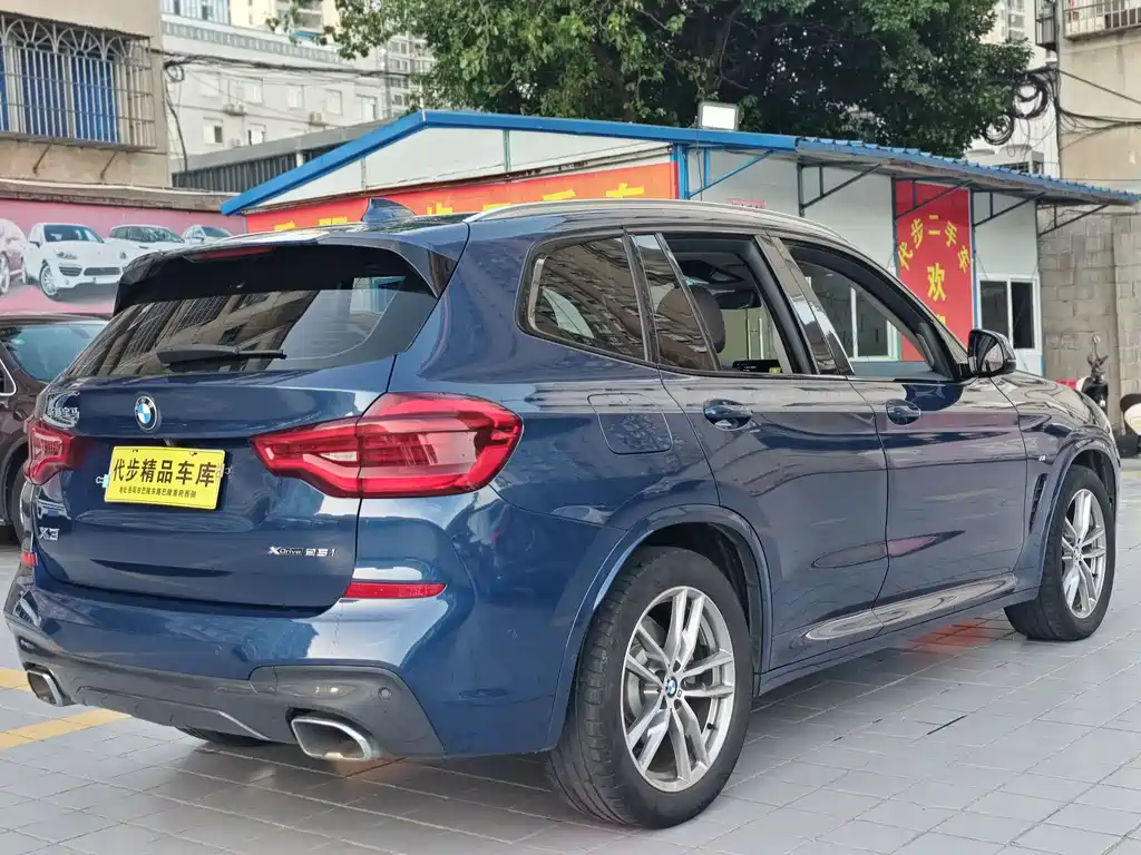 BMW X3 2018 — фото 21