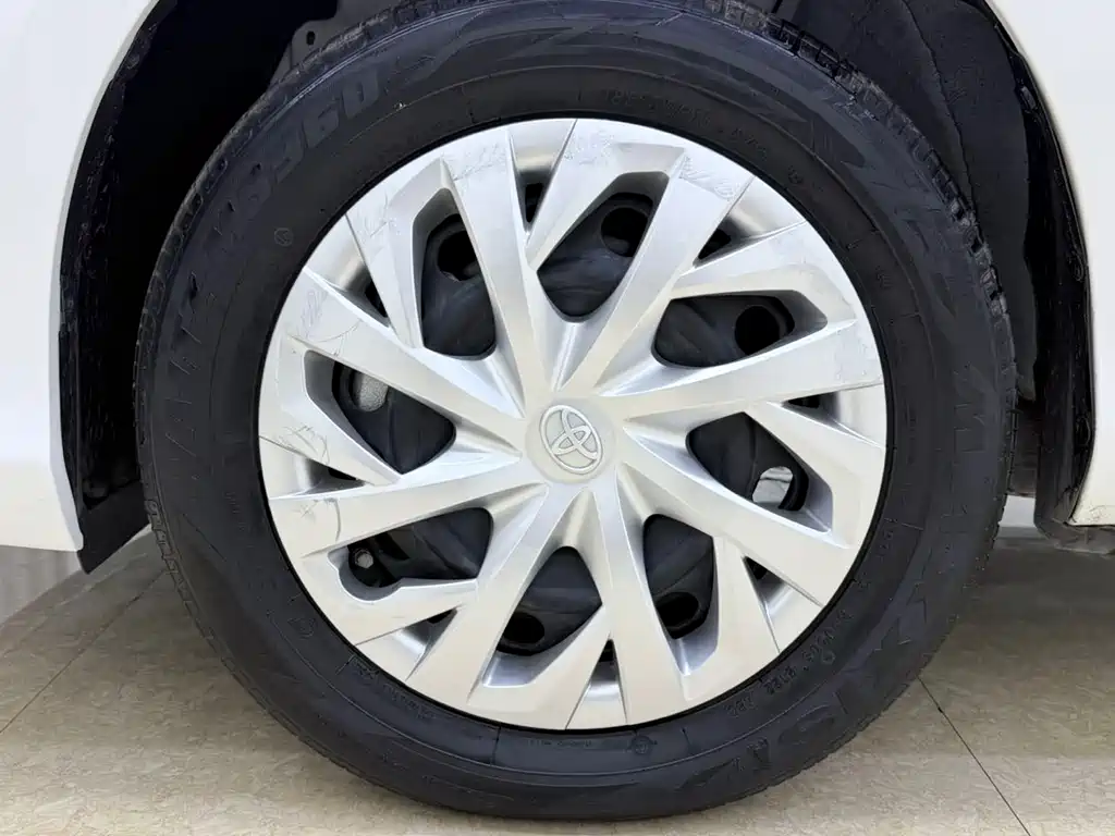 Toyota Vios FS 2022 — фото 23
