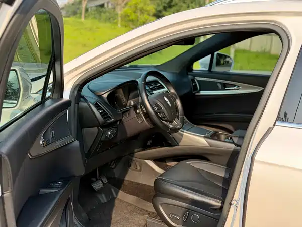 Lincoln MKX 2018