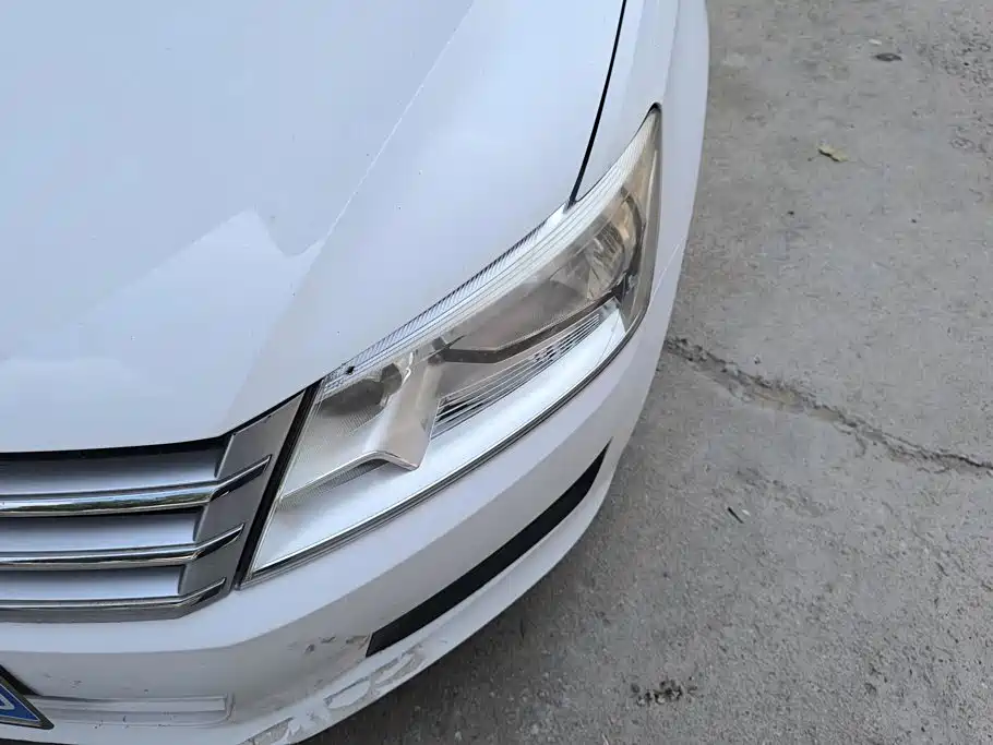 Volkswagen Santana 2014