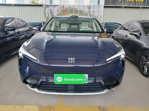 Buick Zhijing L7 2025