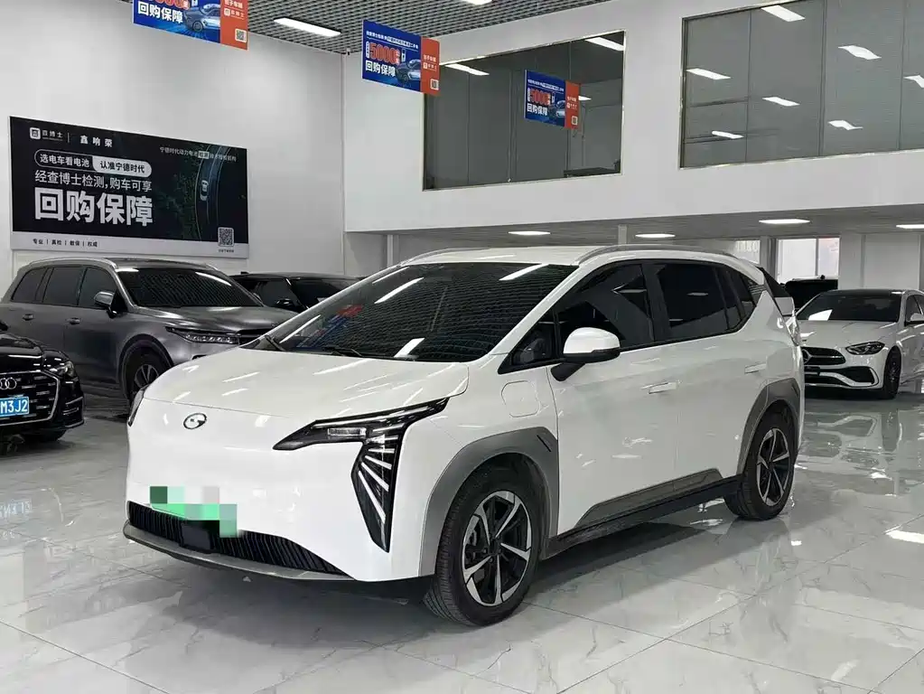 Aion Y 2025