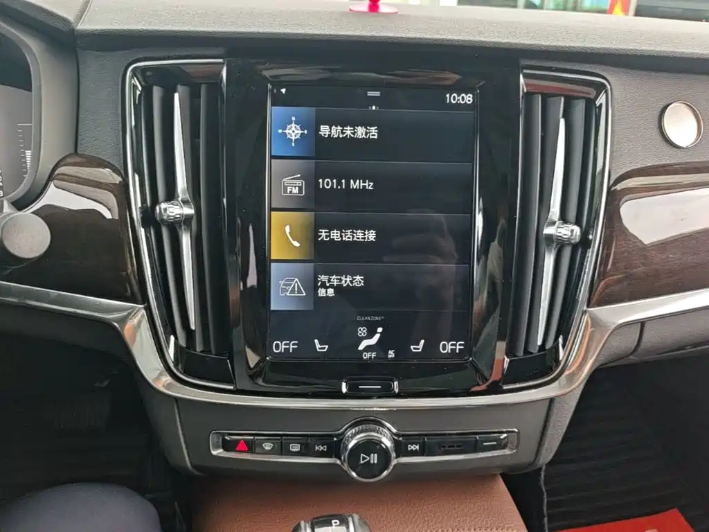 Volvo S90 2018 — фото 13