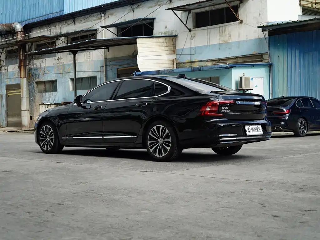 Volvo S90 2022 — фото 7