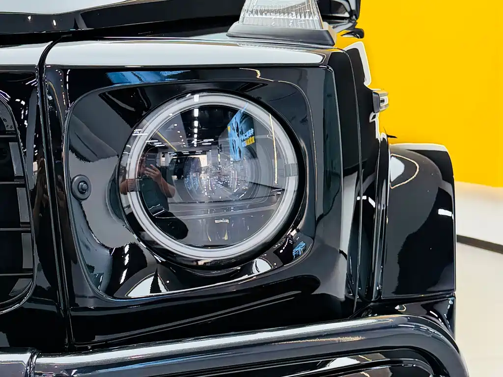 Mercedes-Benz G-Class 2019 — фото 15