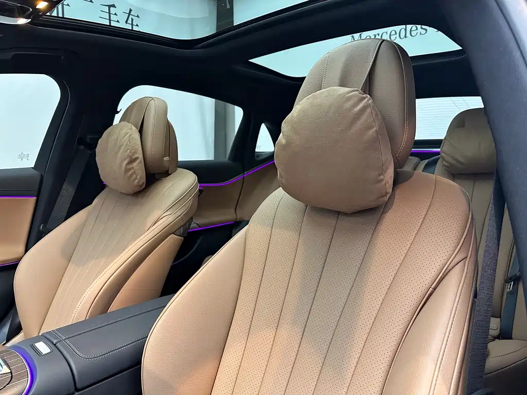 Mercedes-Benz E-Class 2025 — фото 18