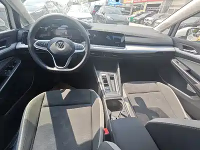 Volkswagen Golf 2023