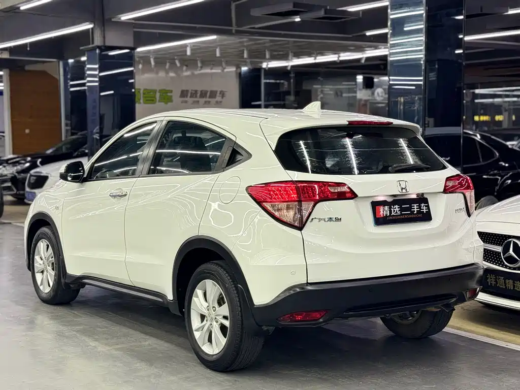 Honda Vezel 2016 — фото 13
