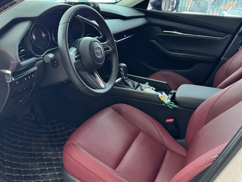 Mazda 3 Angkesela 2023
