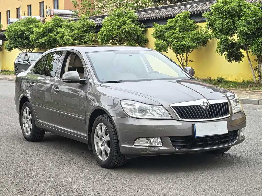 Skoda Octavia 2016 — фото 2