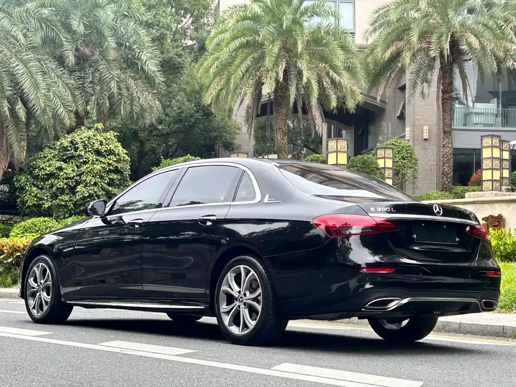 Mercedes-Benz E-Class 2020 — фото 6