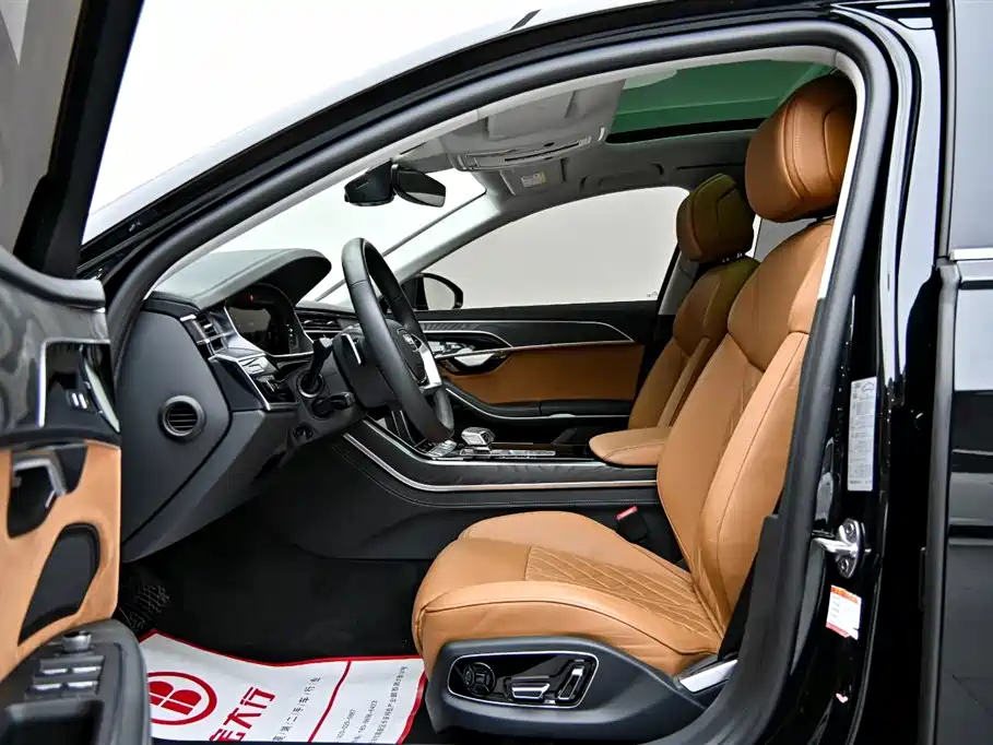 Audi A8 2023 — фото 11