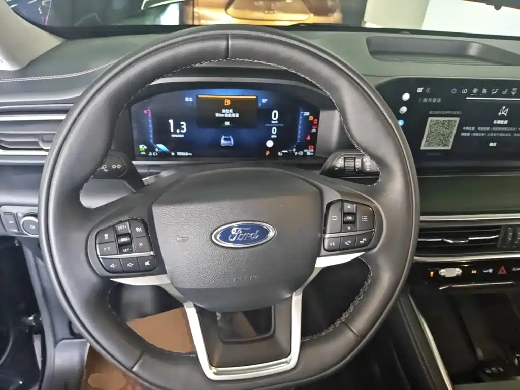 Ford Explorer 2024 — фото 11
