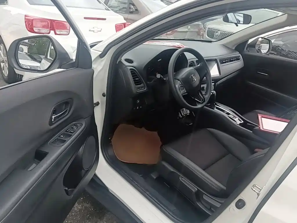Honda Vezel 2021 — фото 16