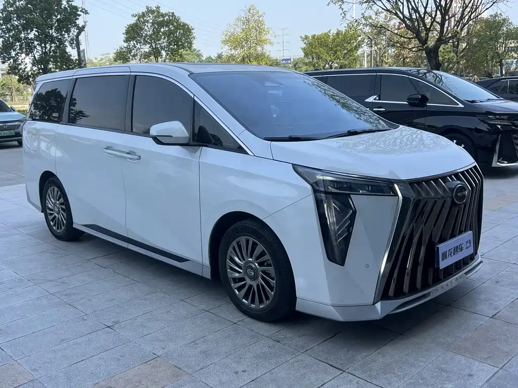 GAC Motor Trumpchi M8 2023 — фото 3