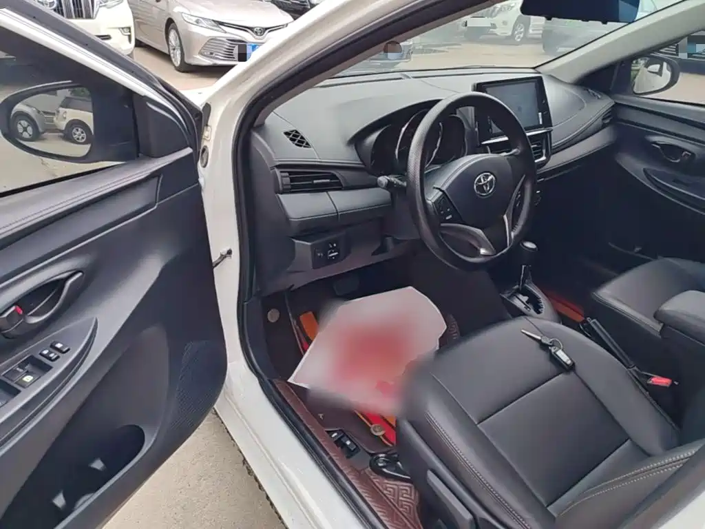 Toyota Vios 2022 — фото 16