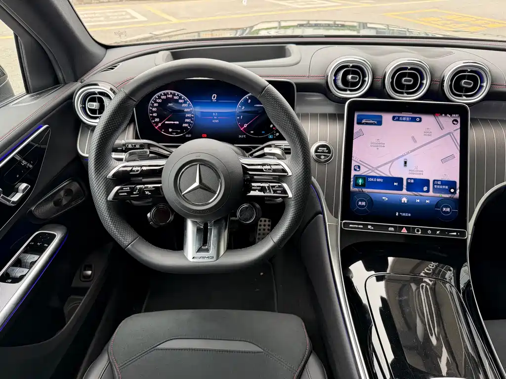 Mercedes-Benz GLC AMG 2025 — фото 22