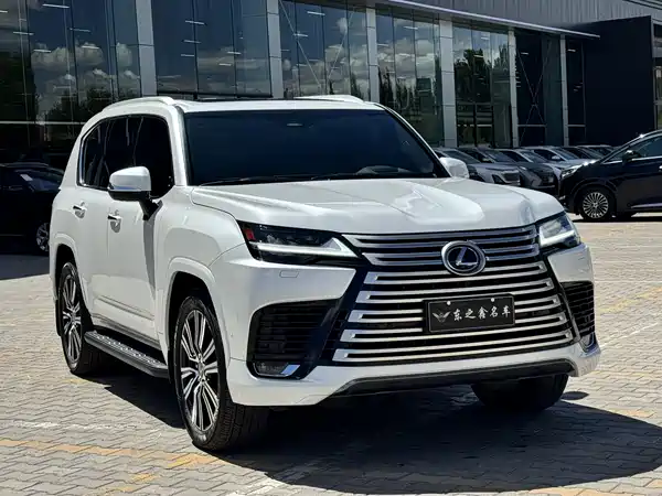 Lexus LX 2026