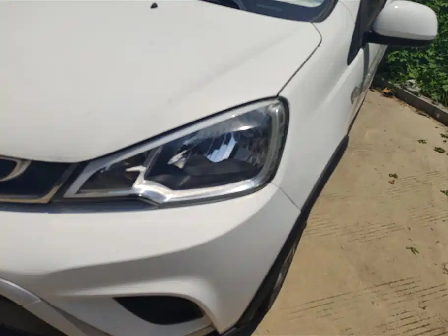 Geely Vision X1 2018