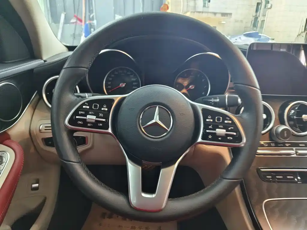 Mercedes-Benz C-Class 2019 — фото 13
