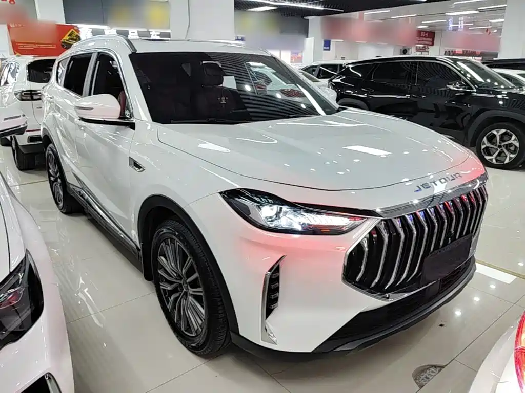 Jetour X70 PLUS 2025