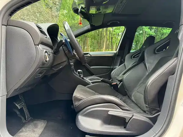 Volkswagen Golf 2014