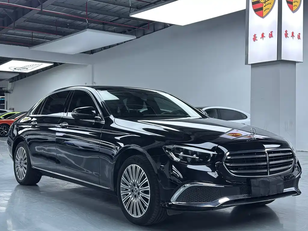 Mercedes-Benz E-Class 2023 — фото 3