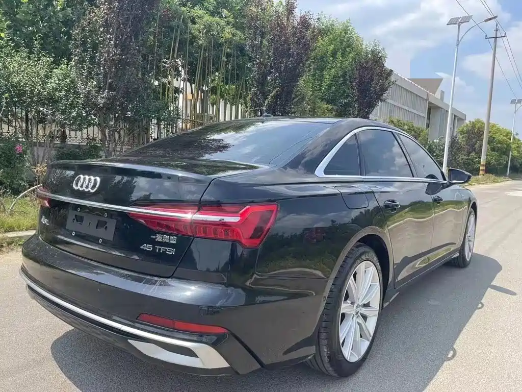Audi A6L 2023