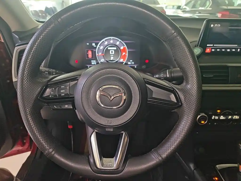 Mazda 3 Angkesela 2019 — фото 11