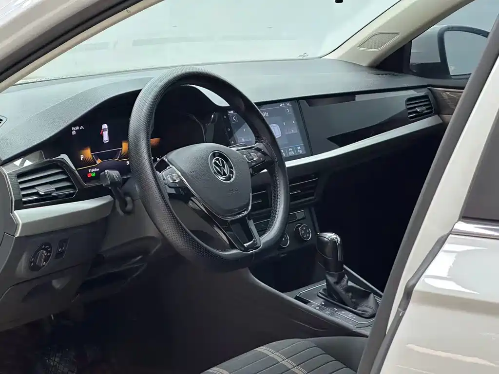 Volkswagen Lavida 2022