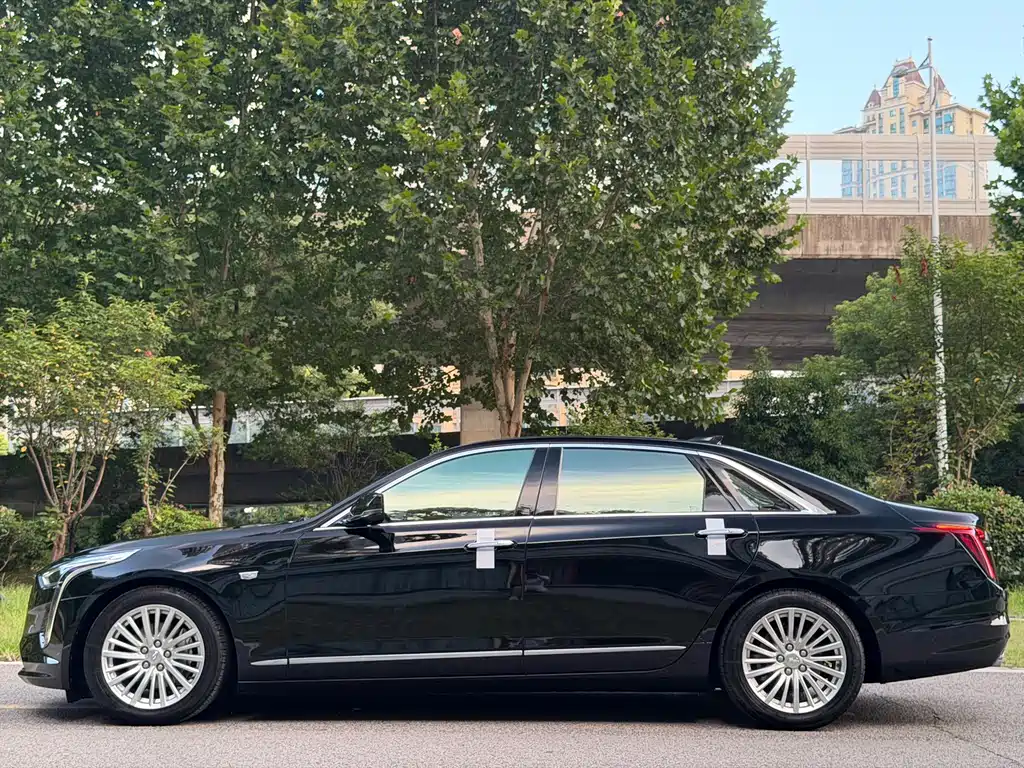 Cadillac CT6 2020 — фото 12