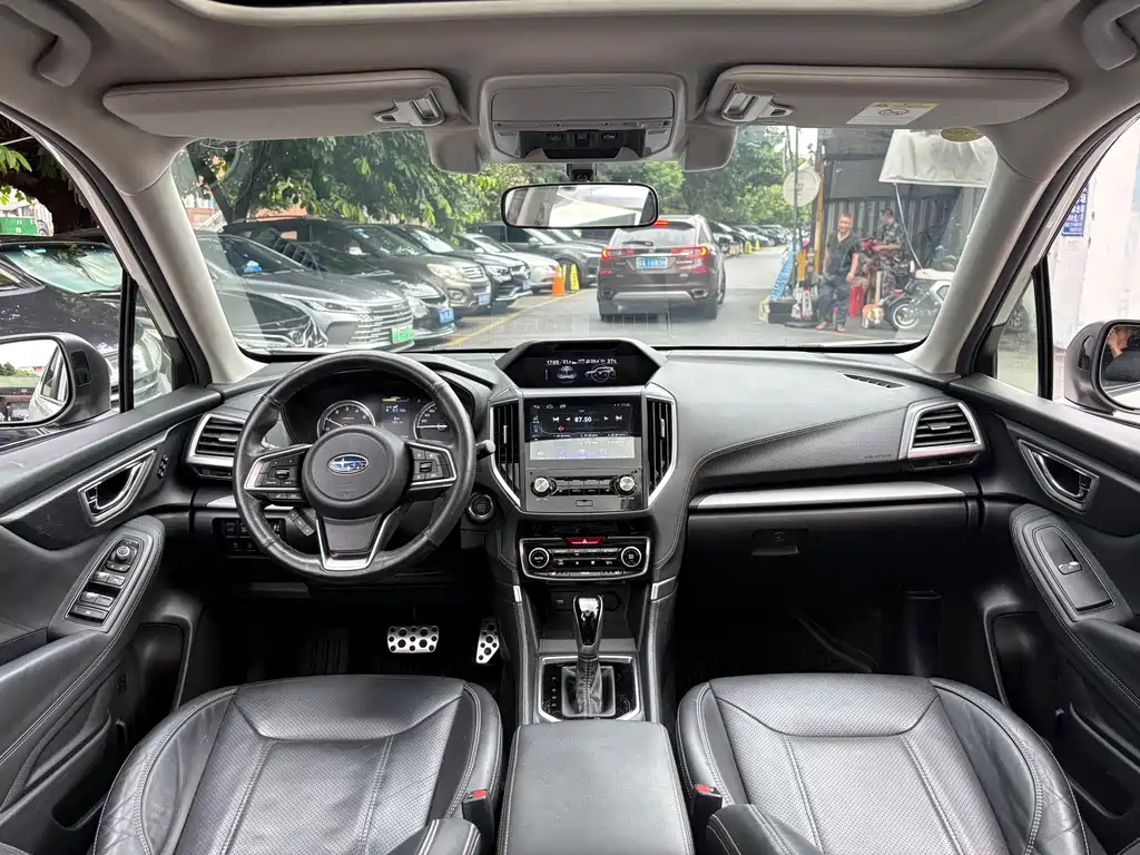 Subaru Forester 2021 — фото 17
