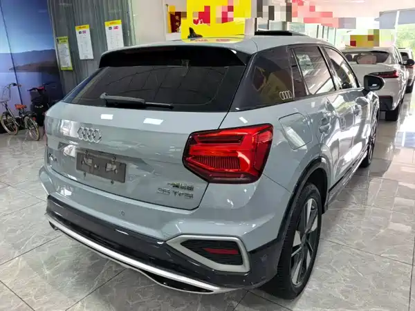 Audi Q2L 2022