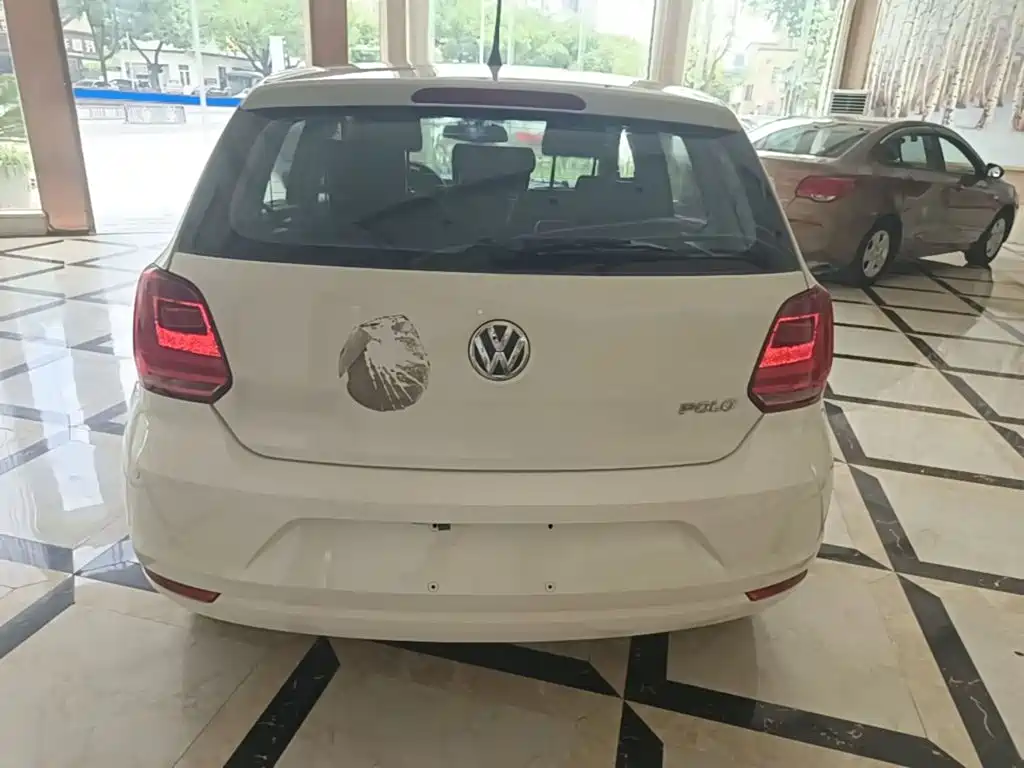Volkswagen Polo 2016