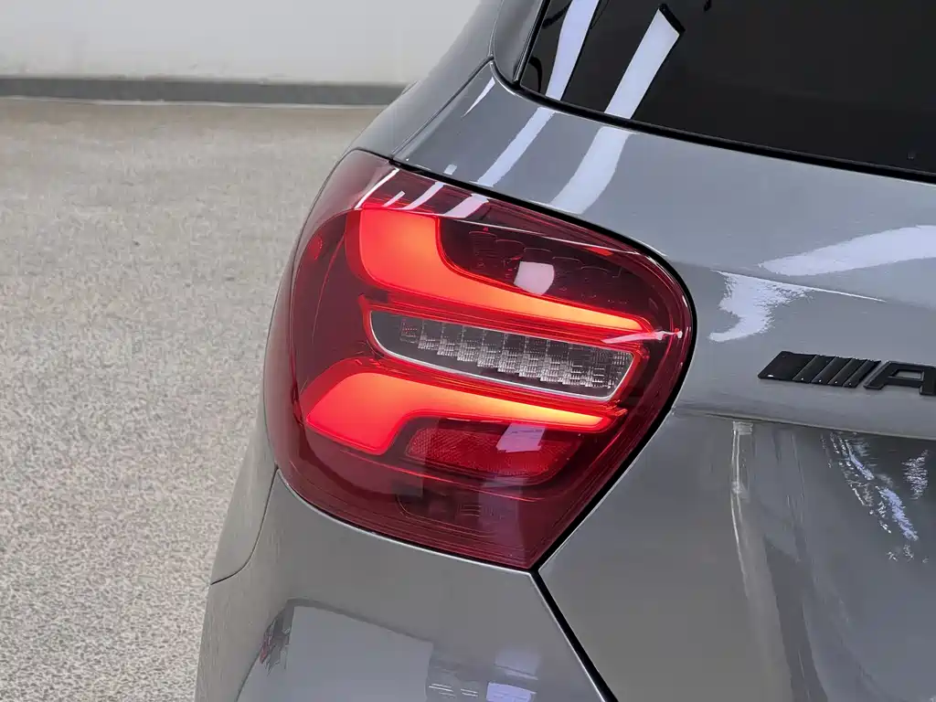Mercedes-Benz A-Class AMG 2016 — фото 11