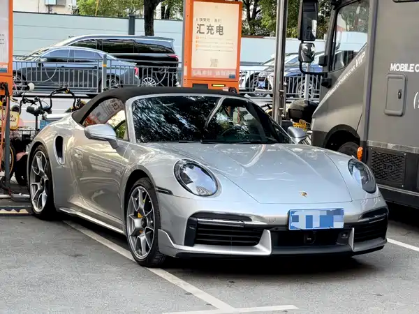Porsche 911 2021