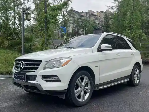 Mercedes-Benz M-Class 2012