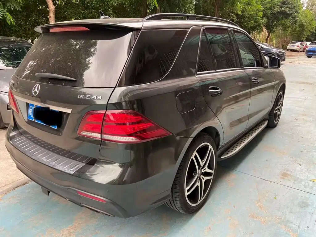 Mercedes-Benz GLE AMG 2018 — фото 7
