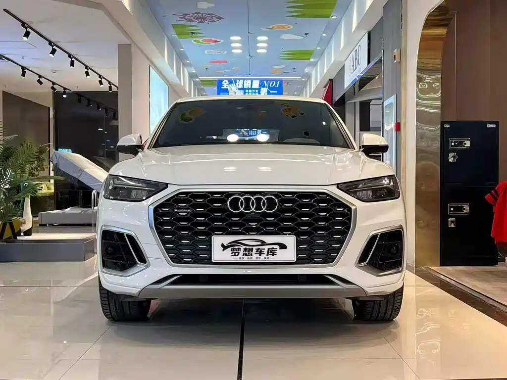 Audi Q5L Sportback 2021 — фото 2